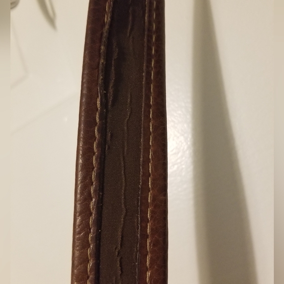 Etienne Aigner 100% Brown Leather Med Shoulder Bag w/ Brass Buckle - Picture 6 of 13